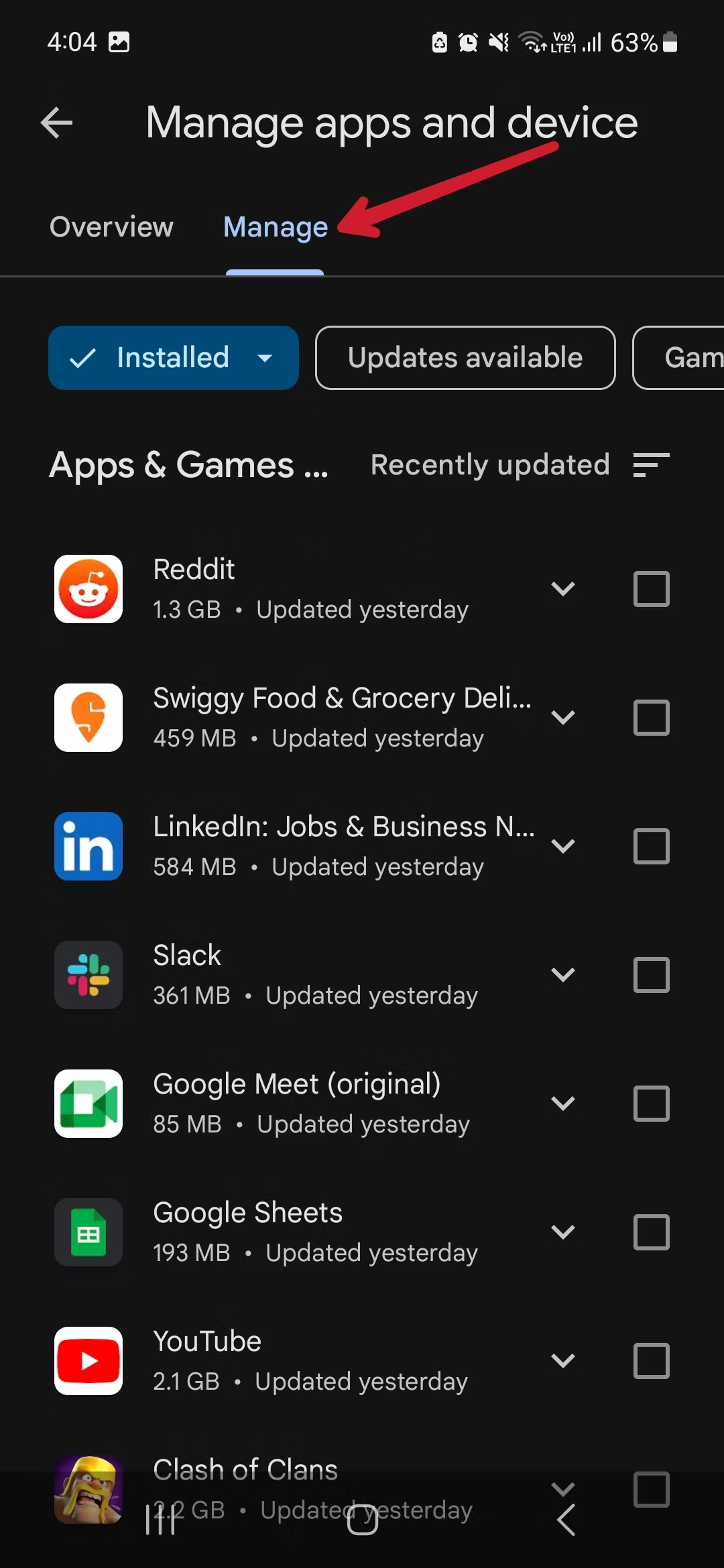 Select the Manage tab. This section displays the apps currently on your smartphone